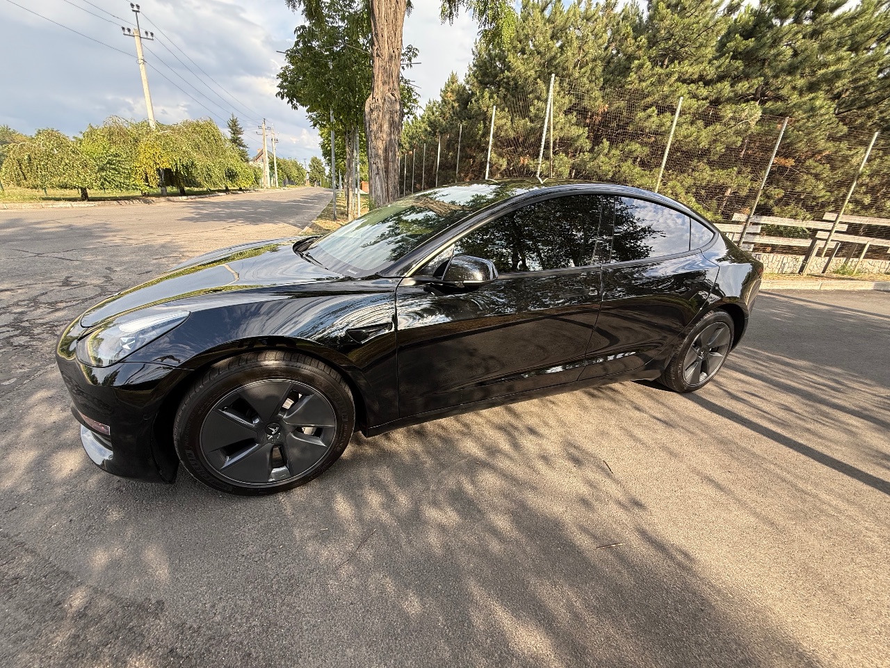 Tesla Model 3 - фото 20