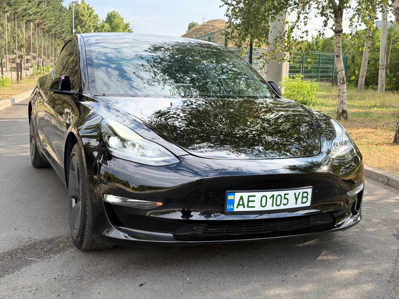 Tesla Model 3 - фото 13