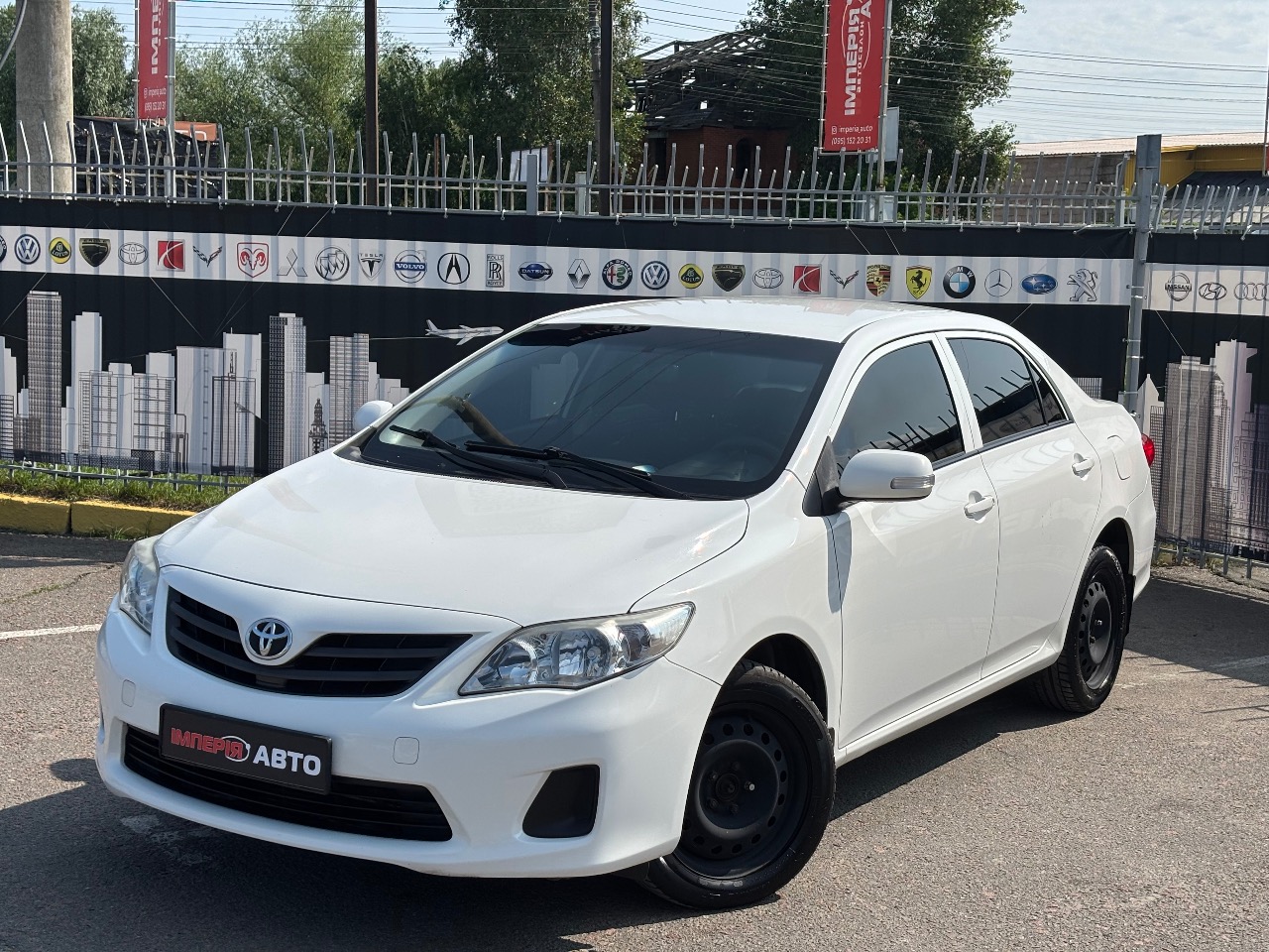 Toyota Corolla - фото 1