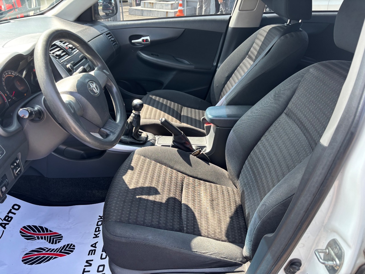 Toyota Corolla - фото 13