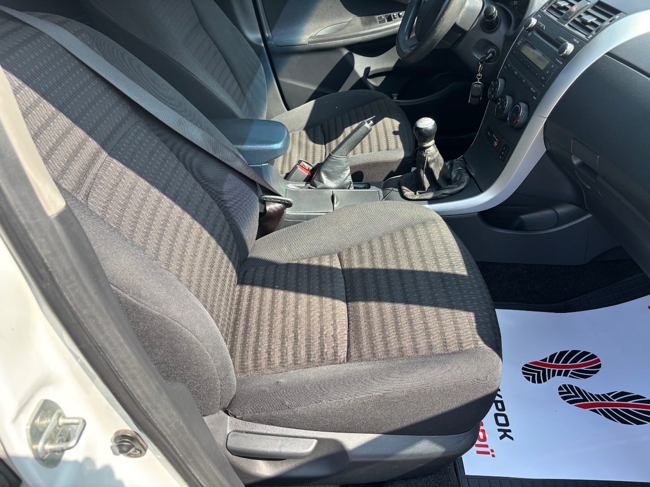 Toyota Corolla - фото 15