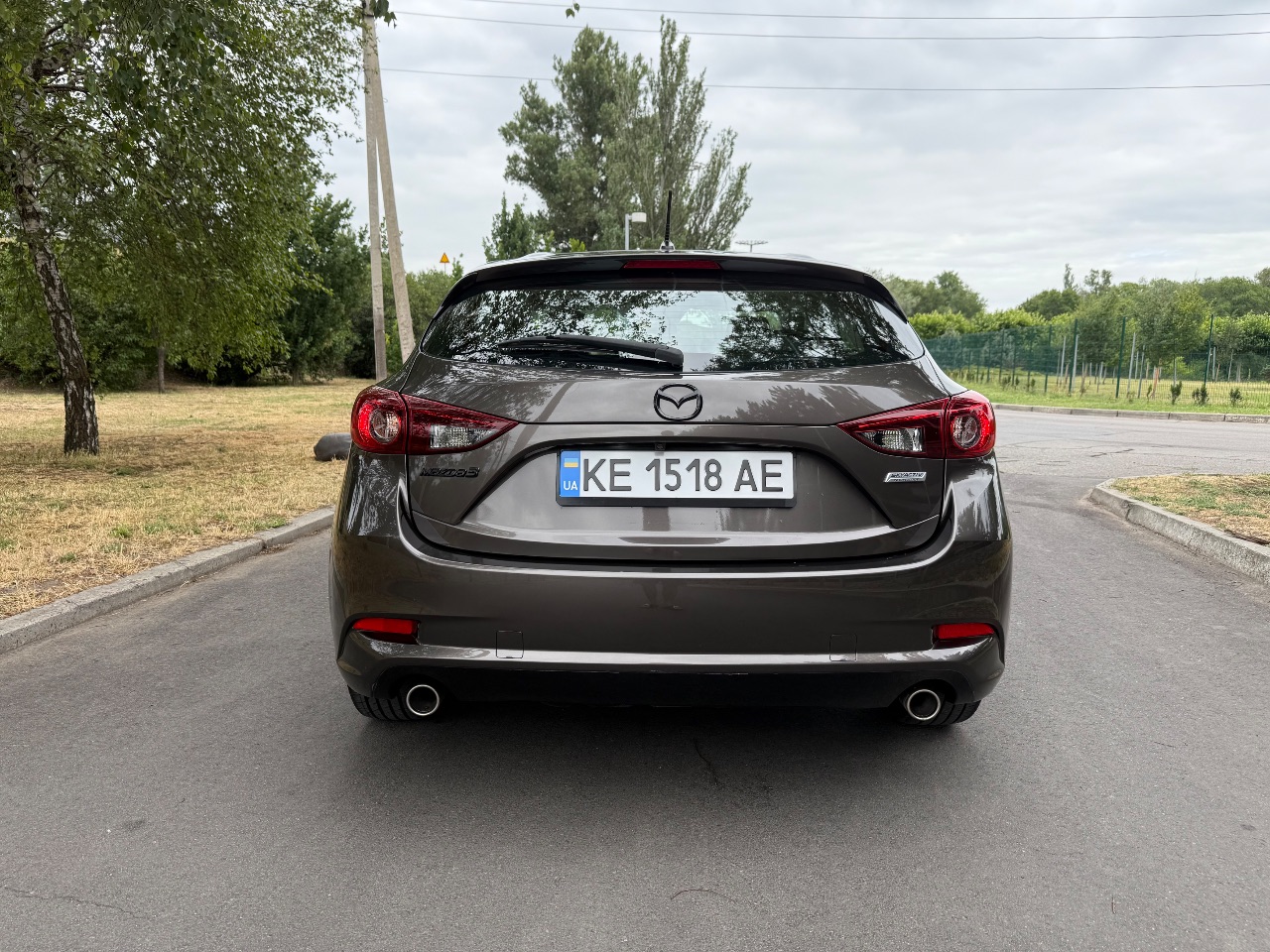 Mazda 3 - фото 8