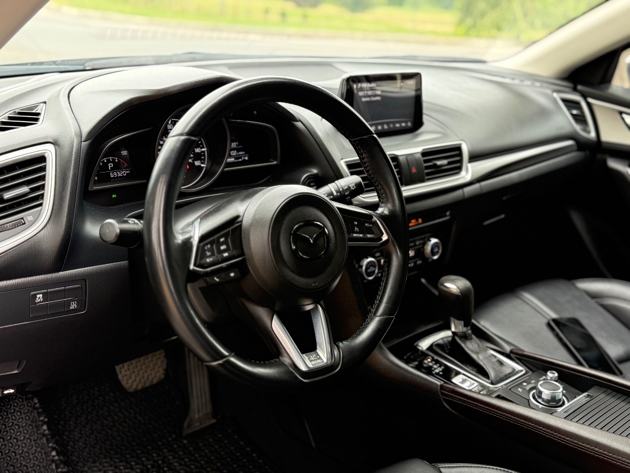 Mazda 3 - фото 29