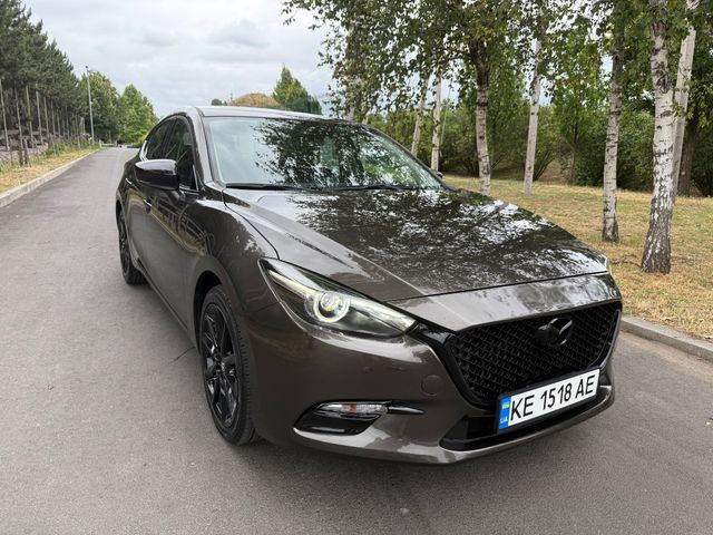 Mazda 3 - фото 2