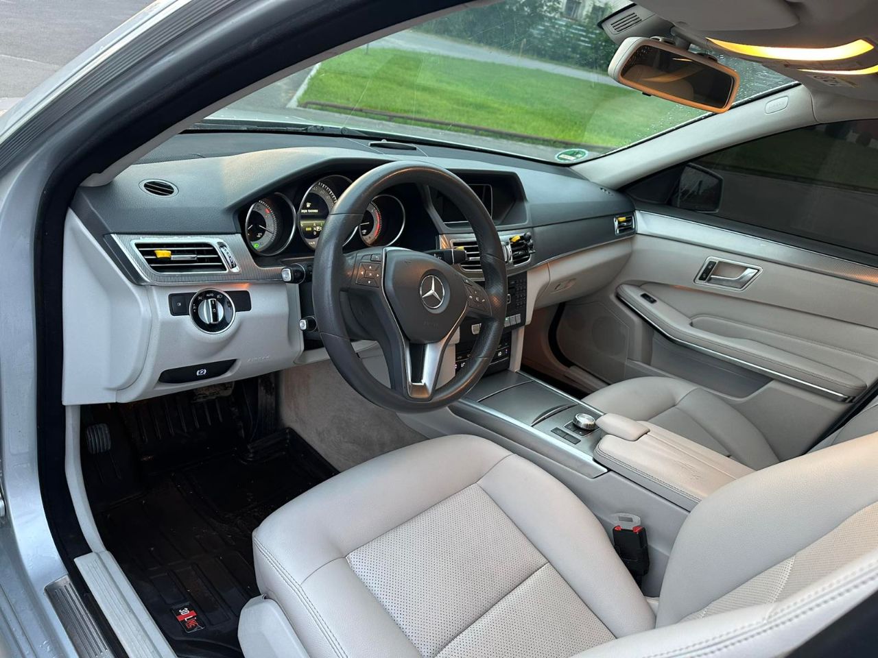 Mercedes-Benz E-Класс - фото 42