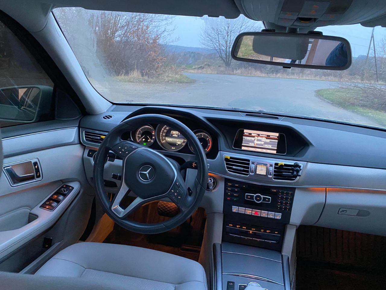 Mercedes-Benz E-Класс - фото 20