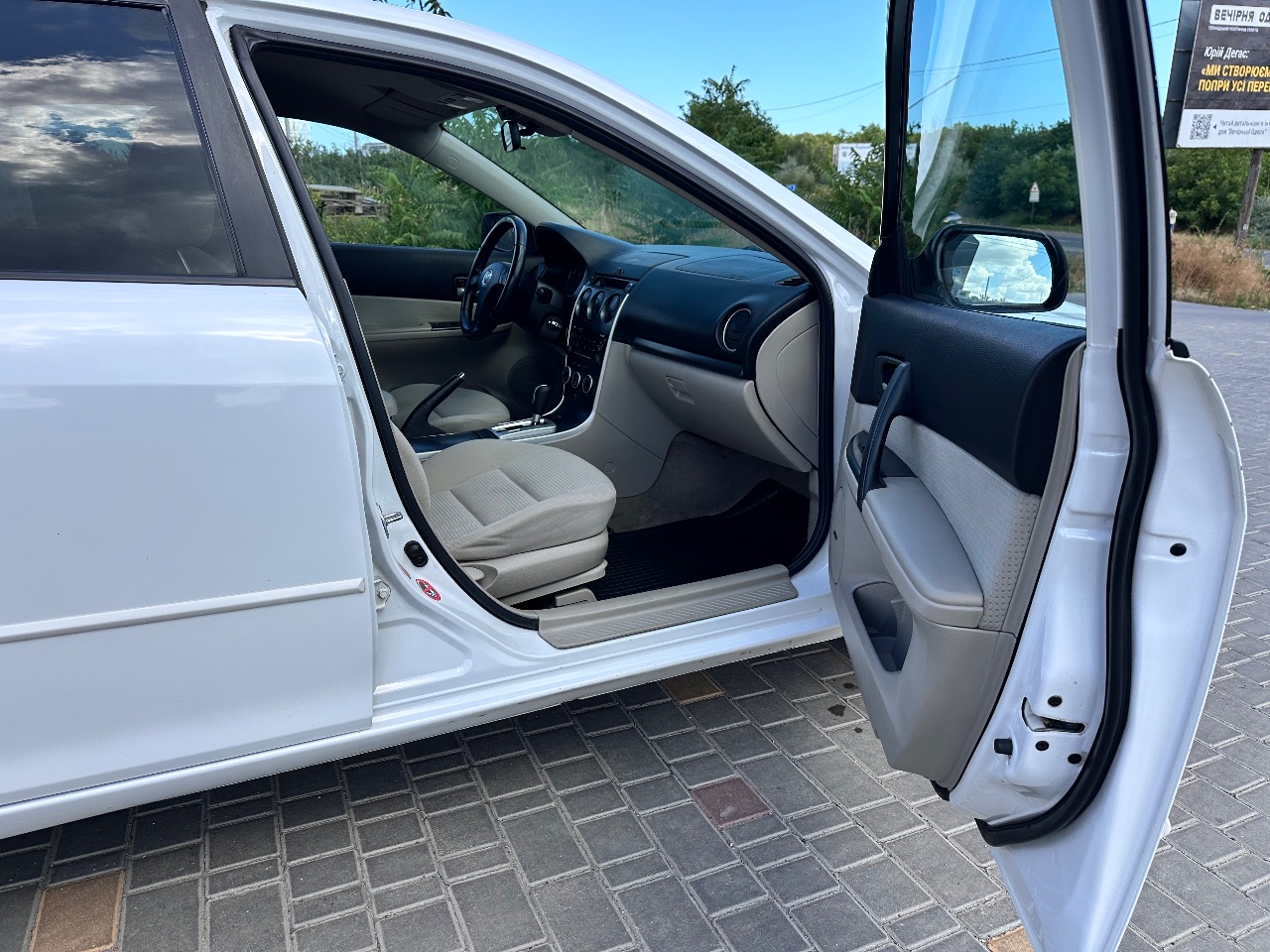 Mazda 6 - фото 6