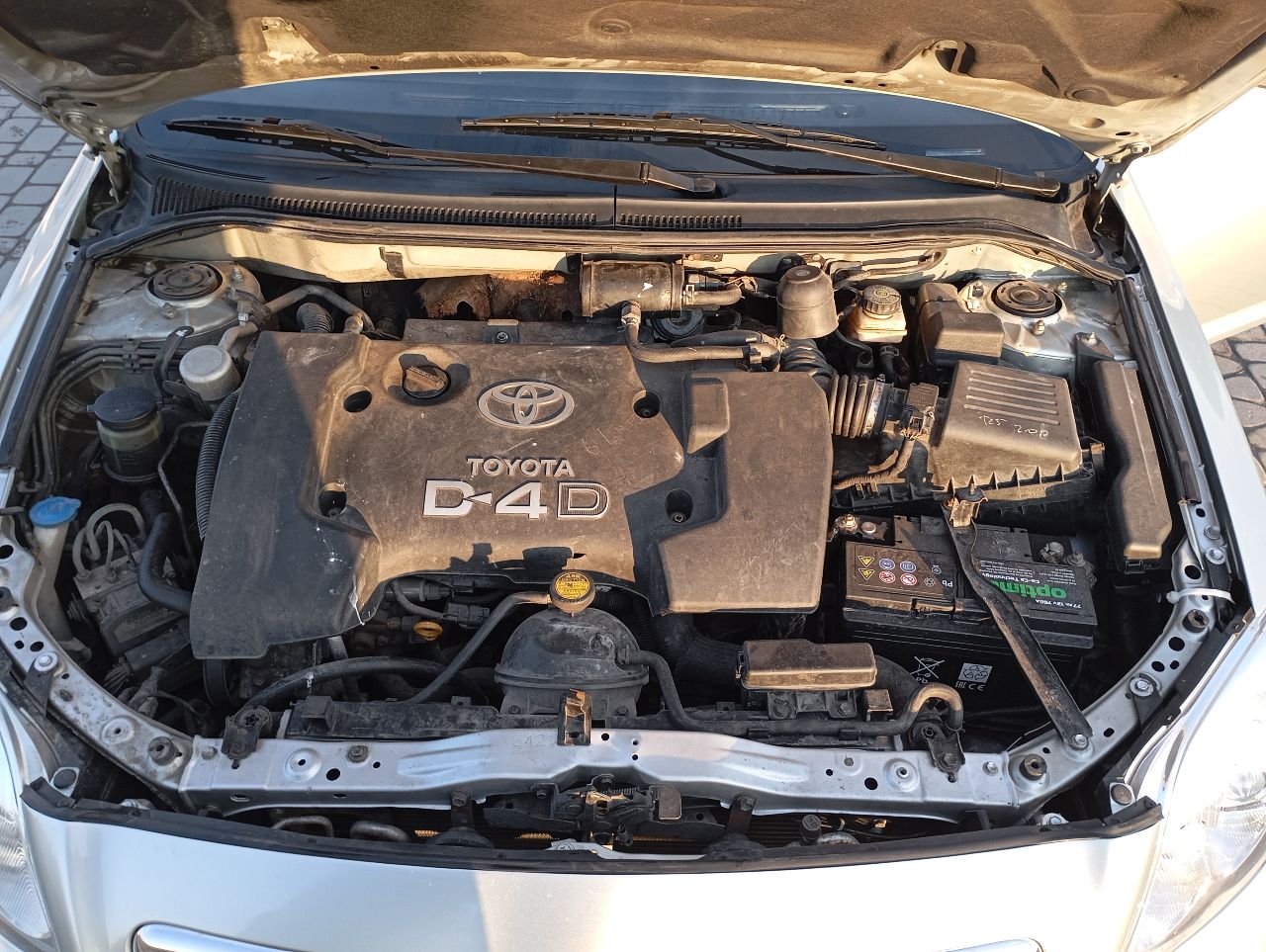 Toyota Avensis - фото 8