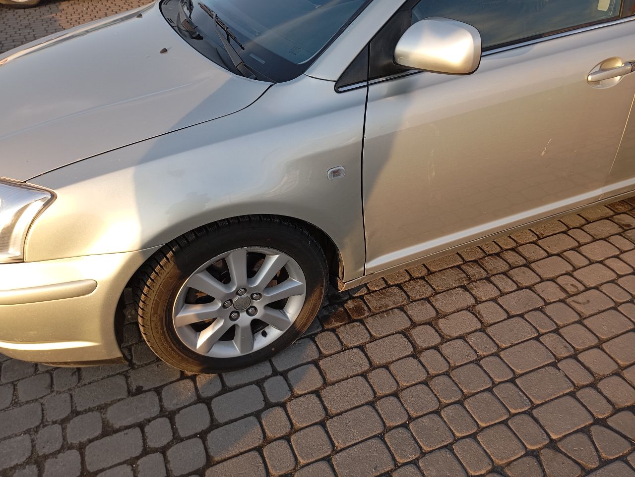 Toyota Avensis - фото 18