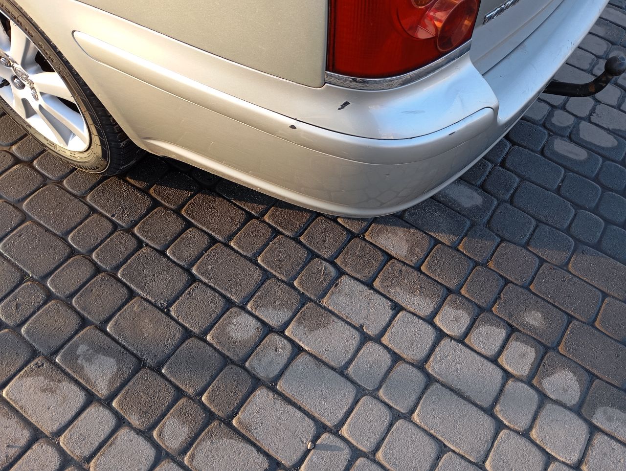 Toyota Avensis - фото 15