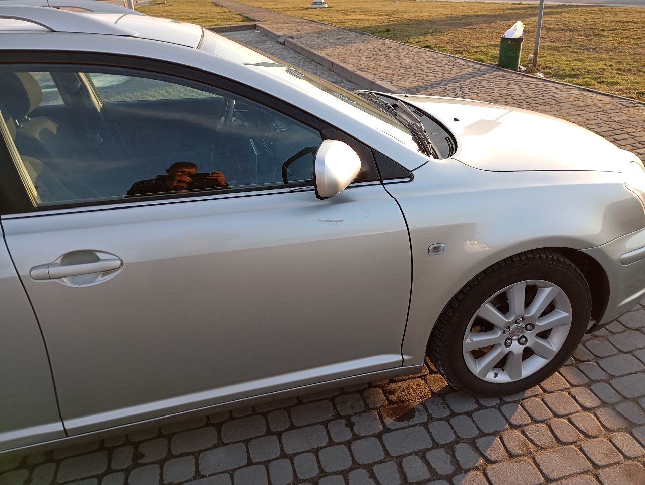 Toyota Avensis - фото 12