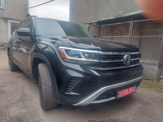 Volkswagen Atlas - фото 1