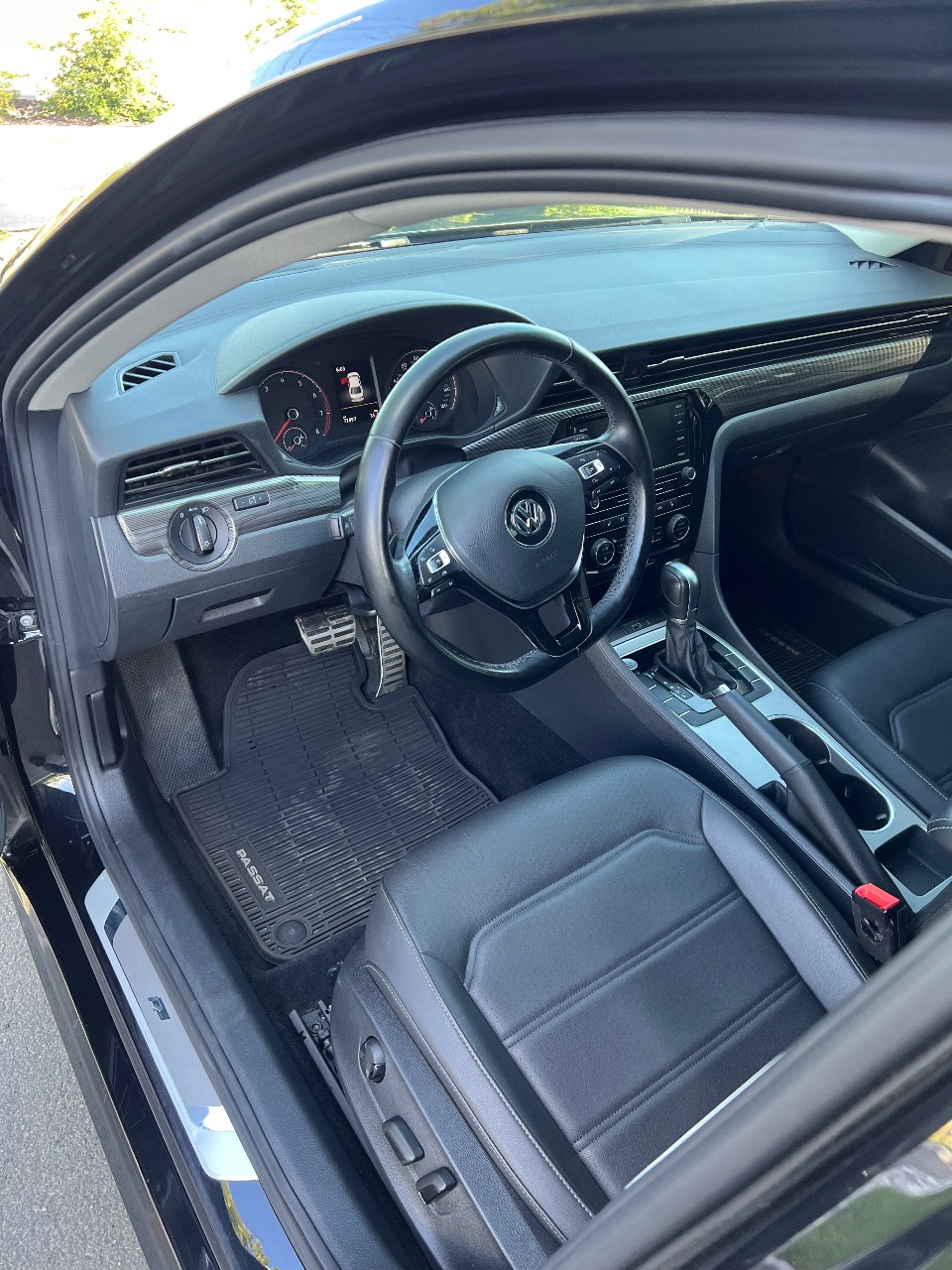 Volkswagen Passat (North America and China) - фото 7