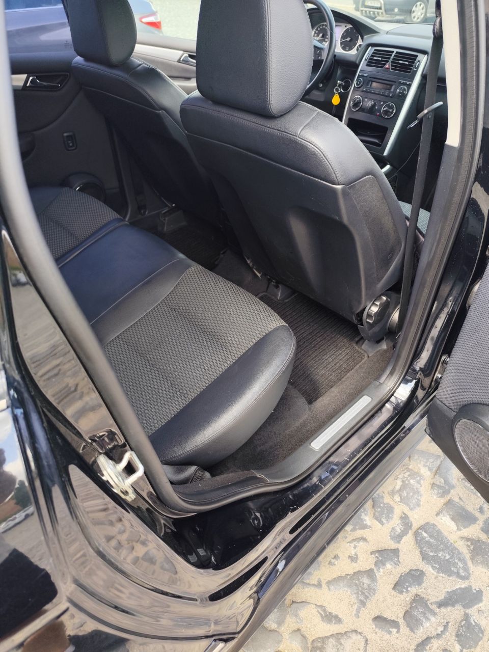 Mercedes-Benz B-Класс - фото 12