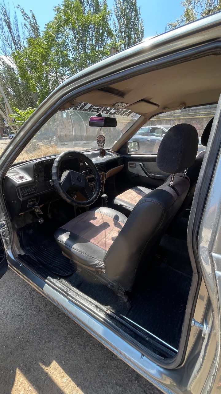 Opel Kadett - фото 10