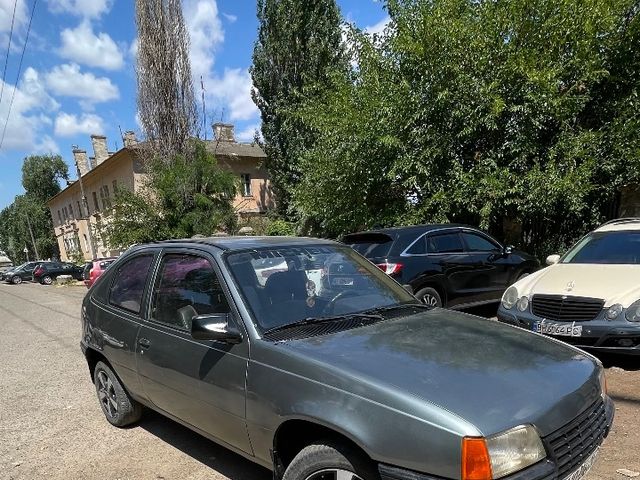 Opel Kadett - фото 2