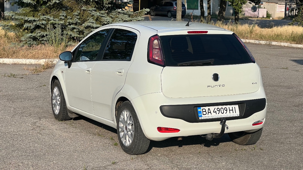Fiat Punto - фото 7