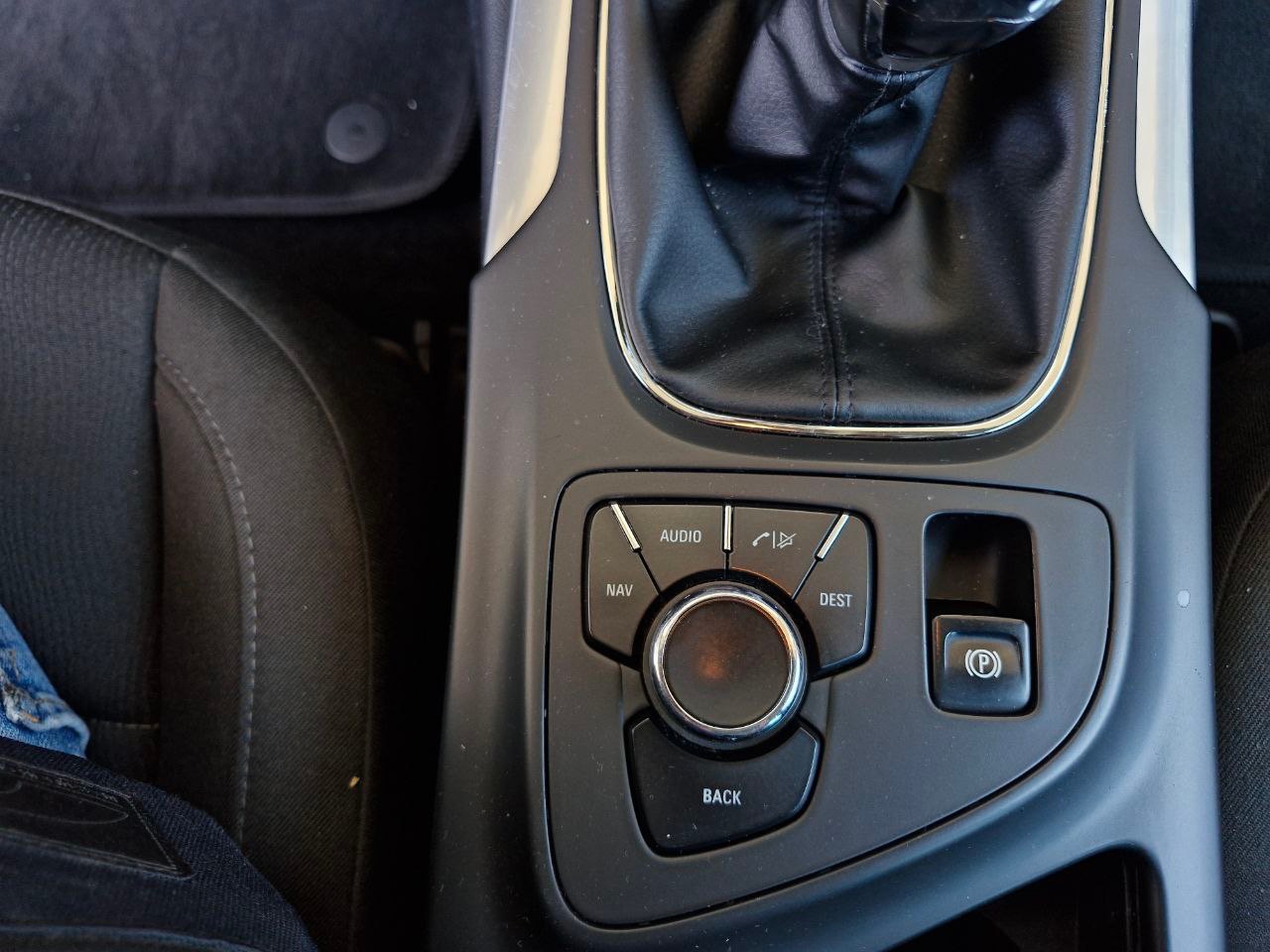 Opel Insignia - фото 19