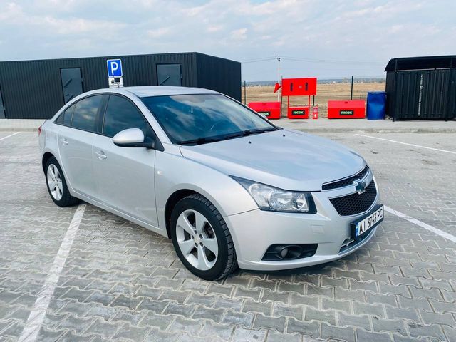 Chevrolet Cruze - зображення 1