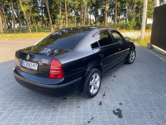 Skoda Superb - зображення 4