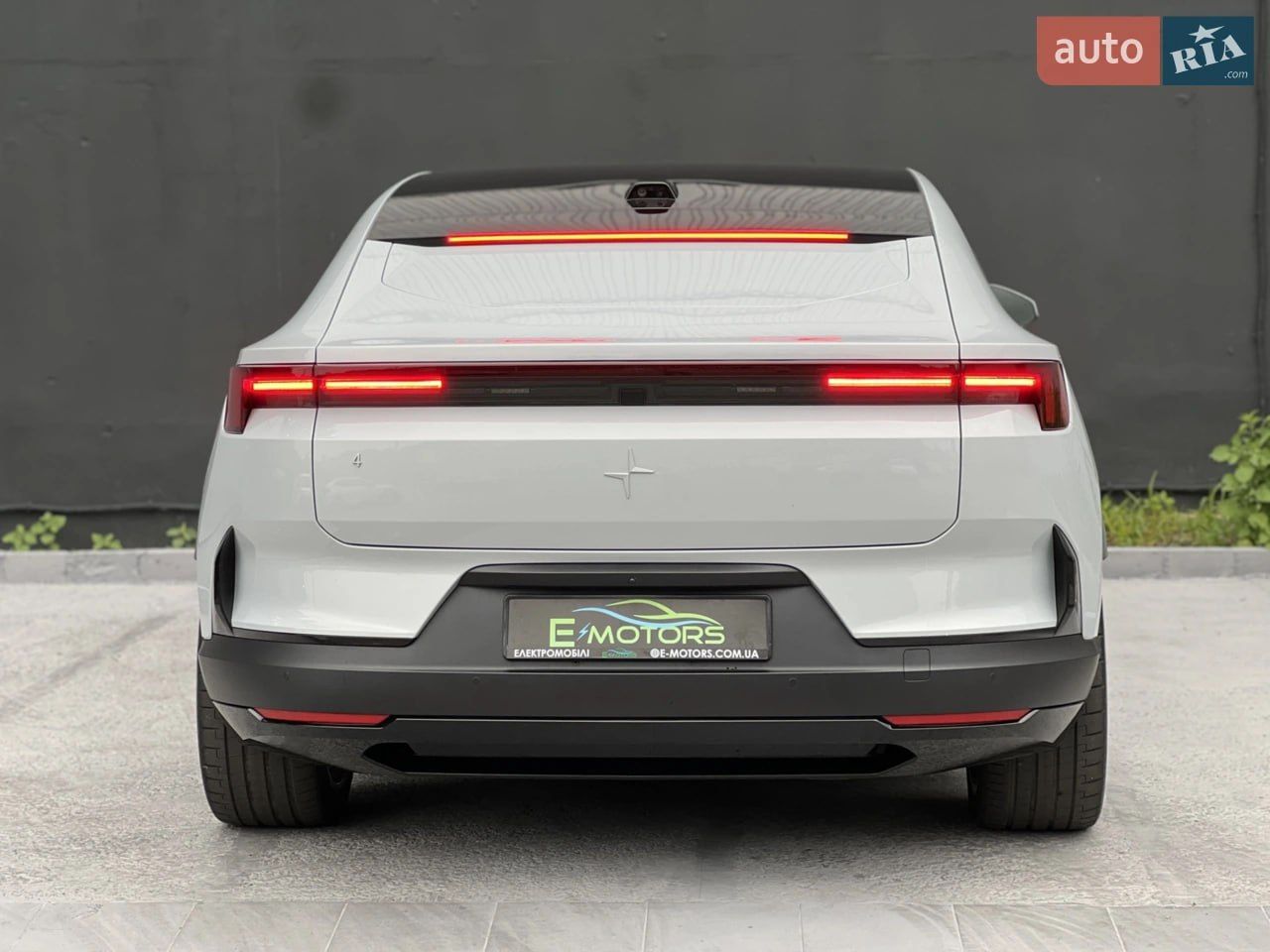 Polestar 4 - фото 5