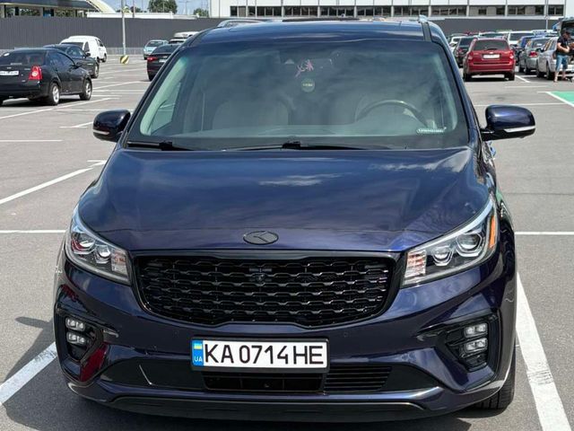Kia Sedona - фото 2
