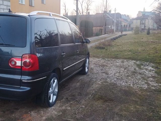 Volkswagen Sharan - фото 3