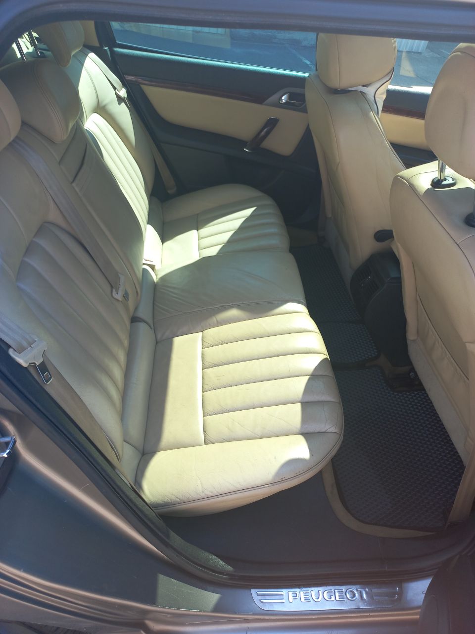 Peugeot 407 - фото 4