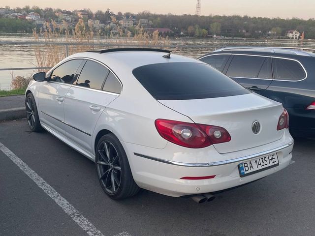 Volkswagen Passat CC - фото 5