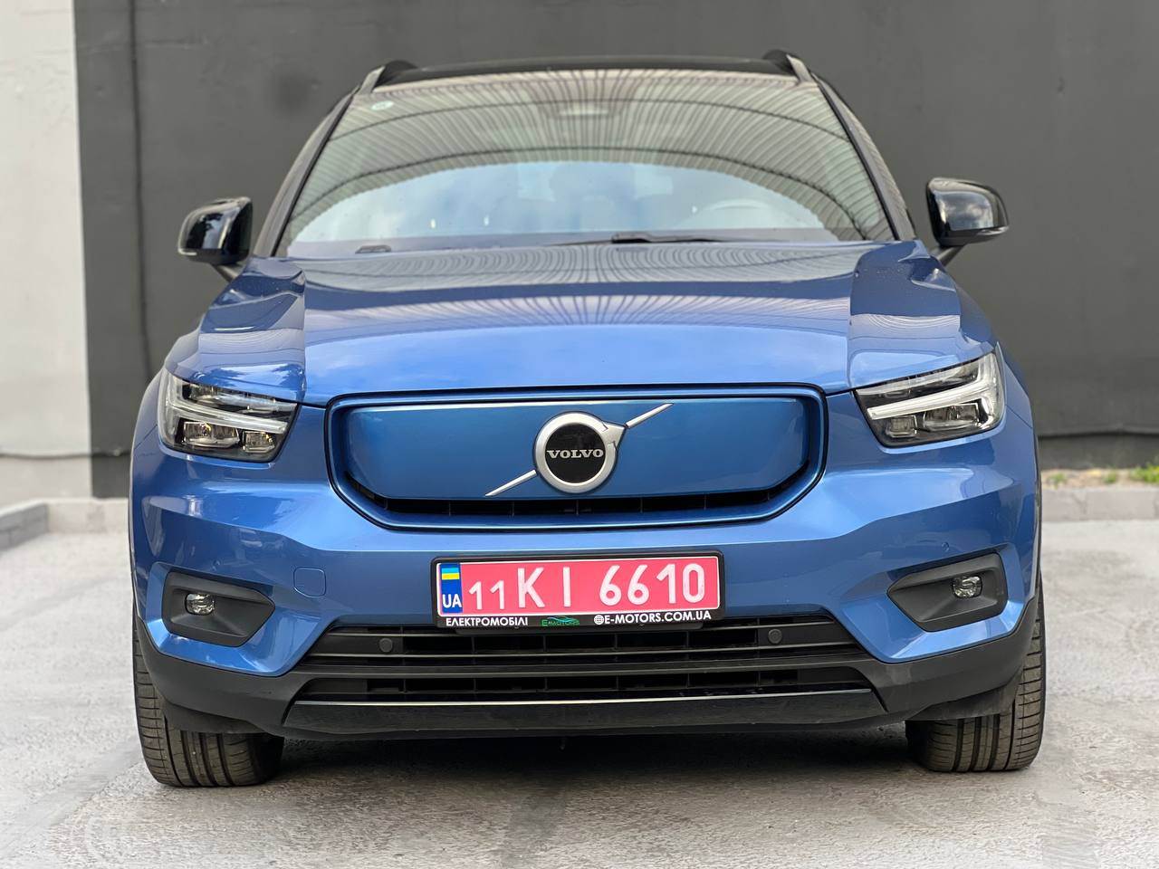 Volvo XC40 - фото 2