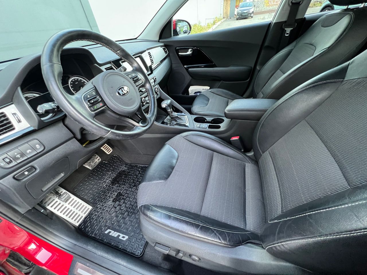 Kia Niro - фото 8