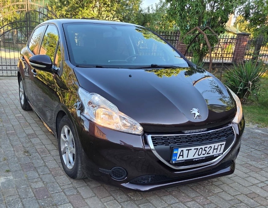 Peugeot 208 - фото 5
