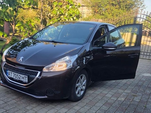 Peugeot 208 - зображення 1