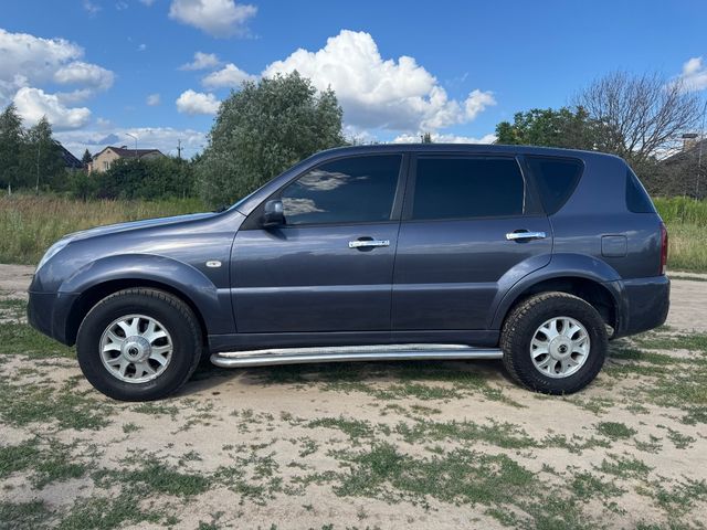 SsangYong Rexton - фото 2