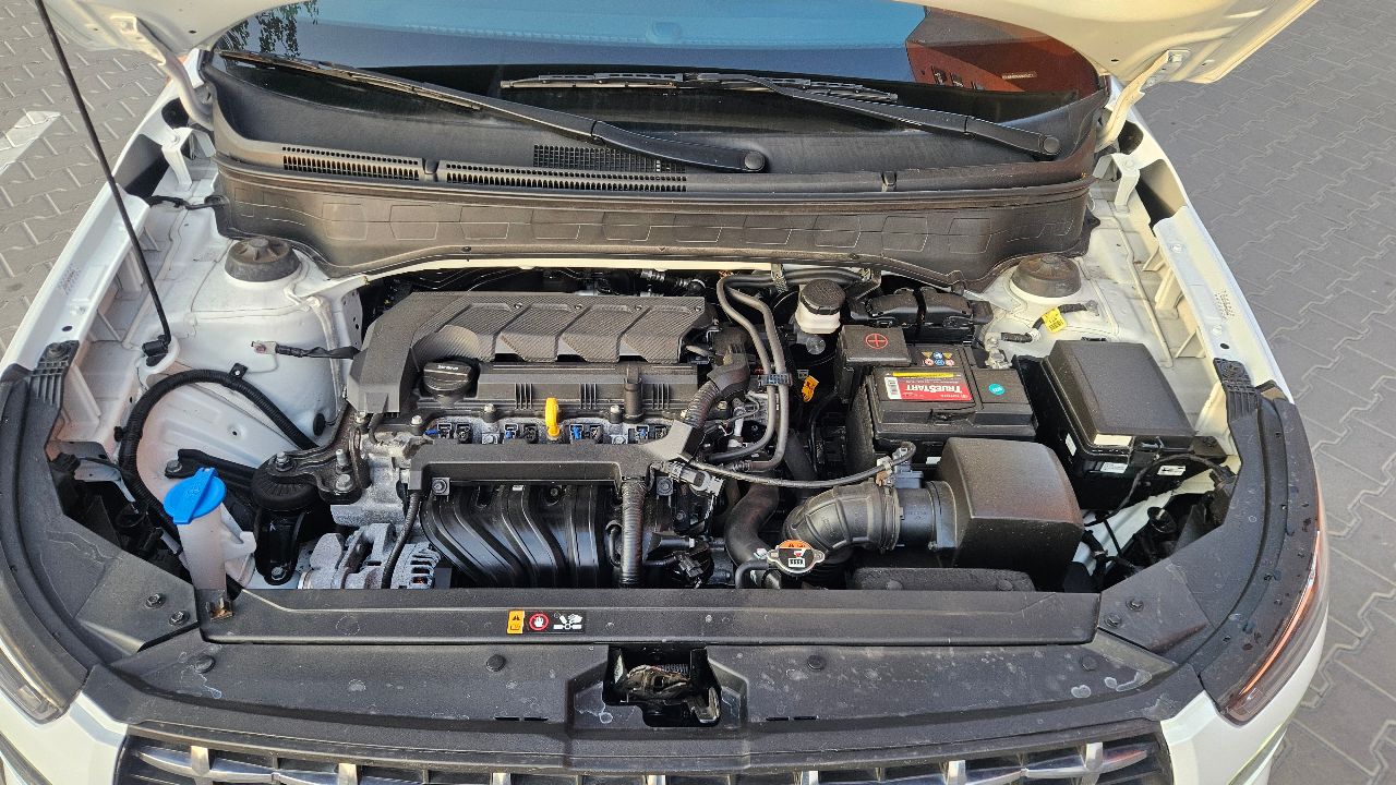 Hyundai Venue - фото 16