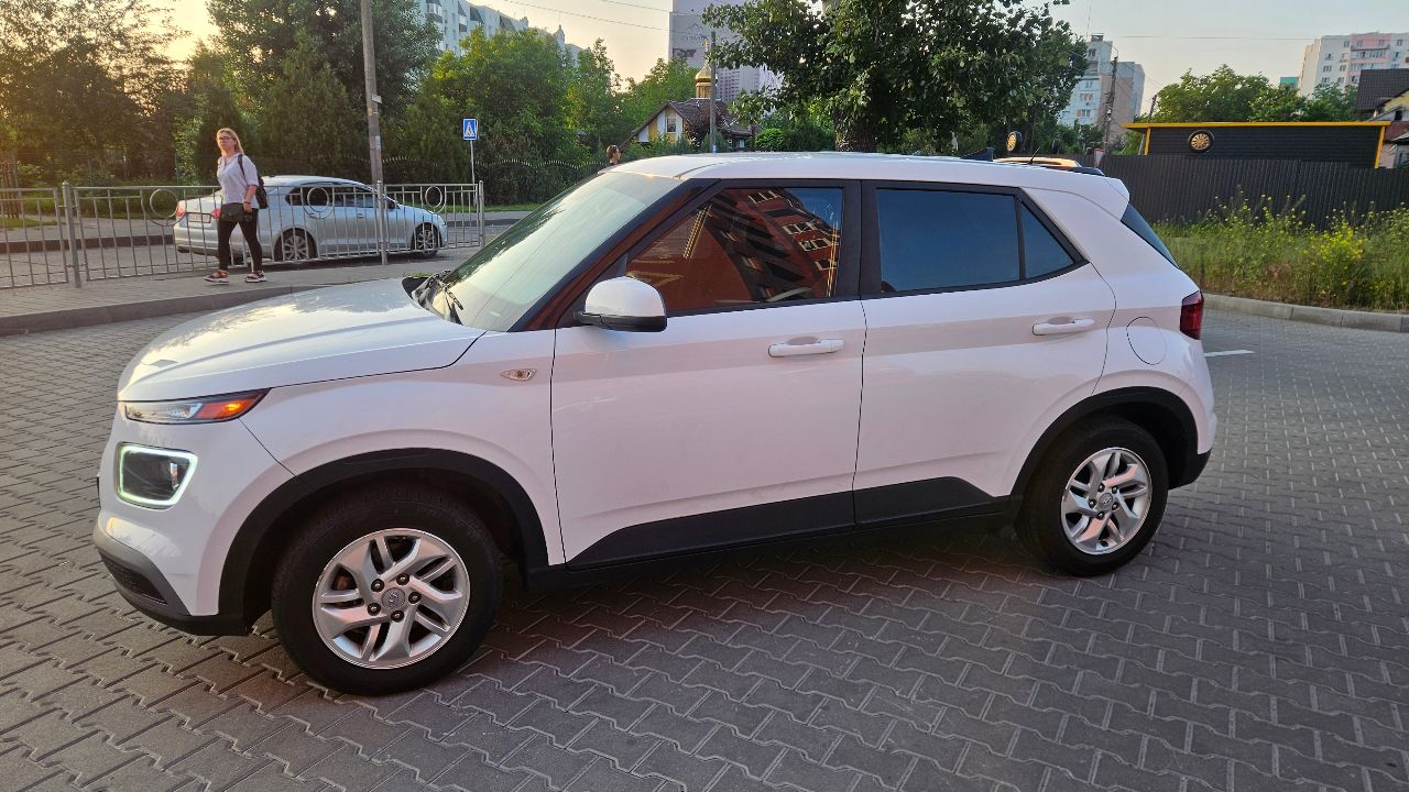 Hyundai Venue - фото 4