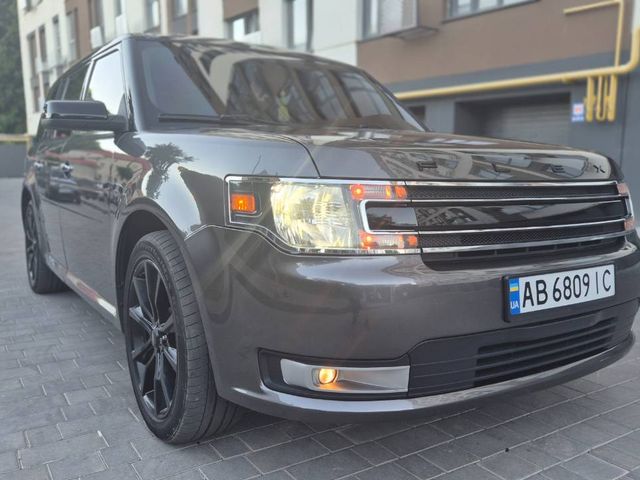 Ford Flex - фото 1
