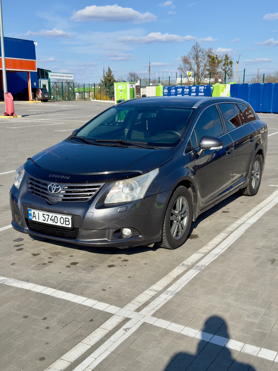 Toyota Avensis - фото 3