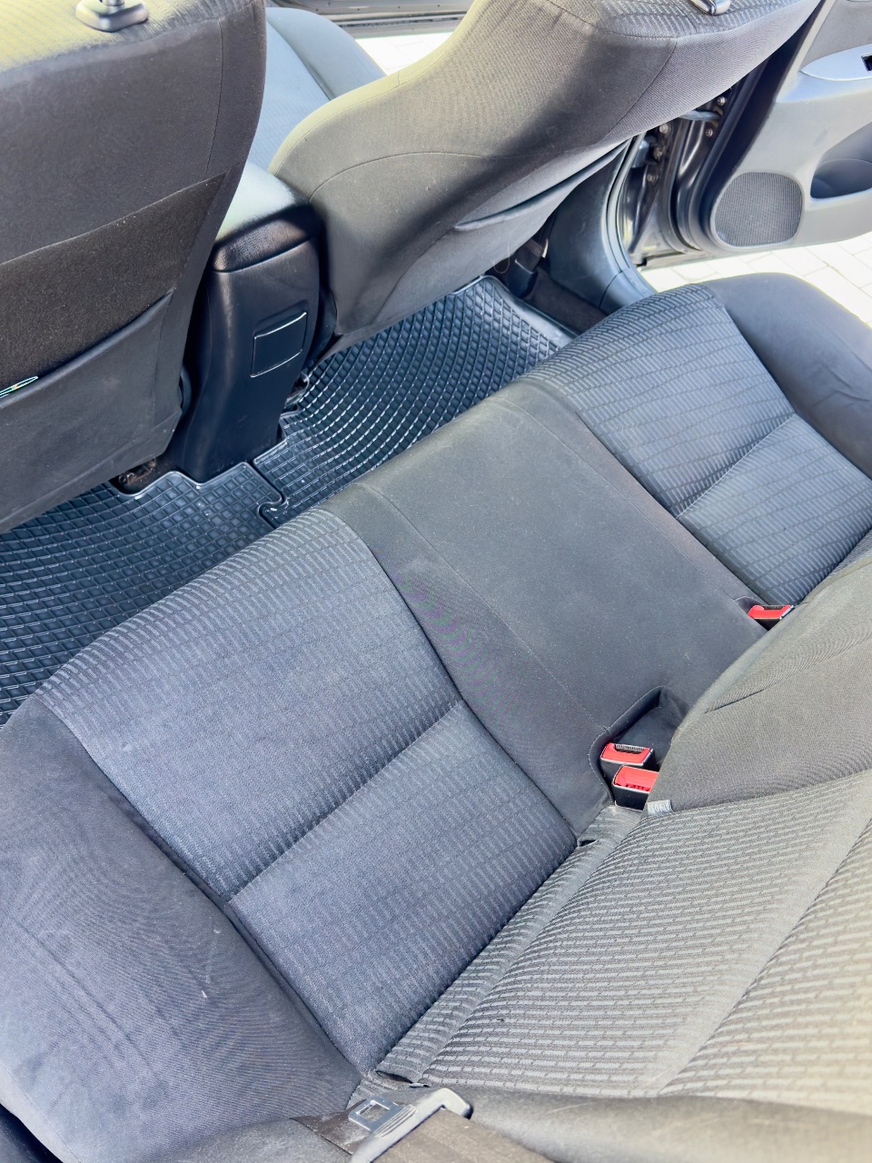 Toyota Avensis - фото 11