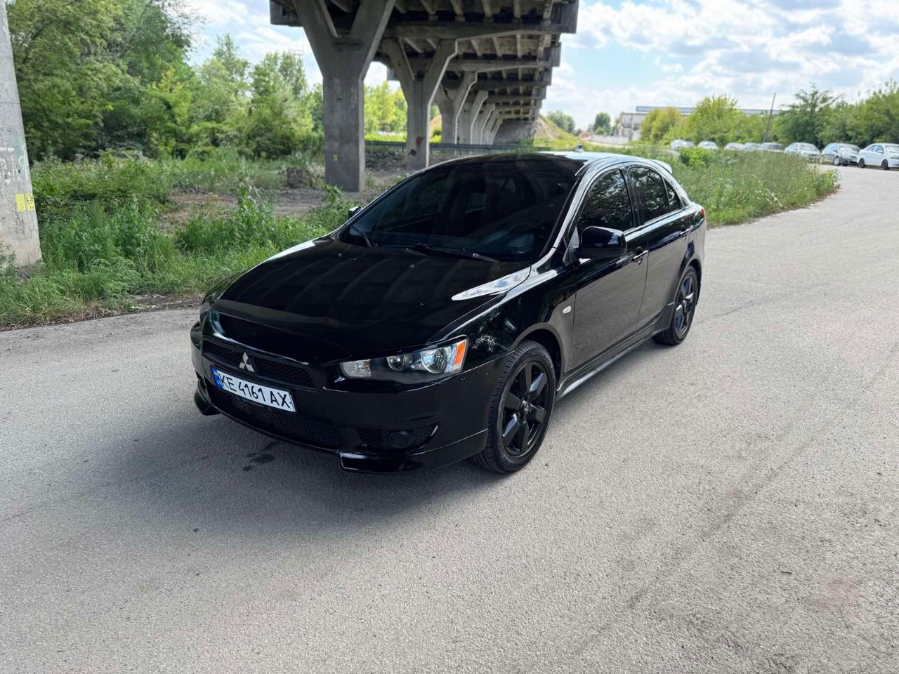 Mitsubishi Lancer - фото 1