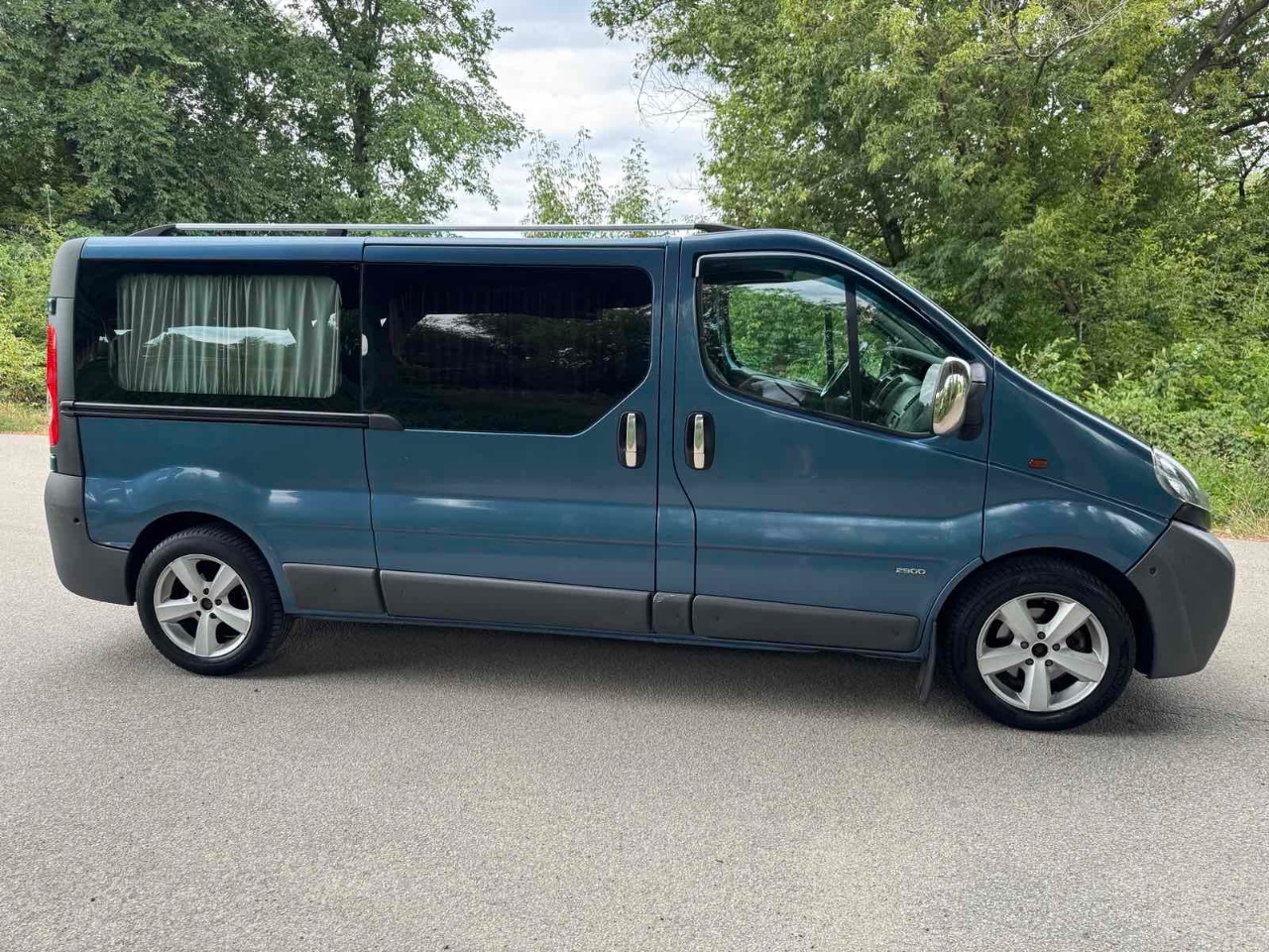 Opel Vivaro - фото 5