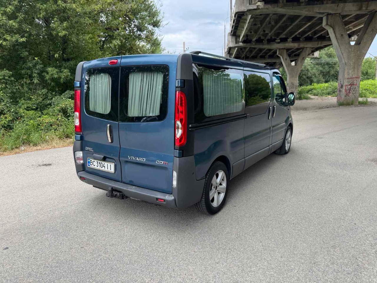 Opel Vivaro - фото 4