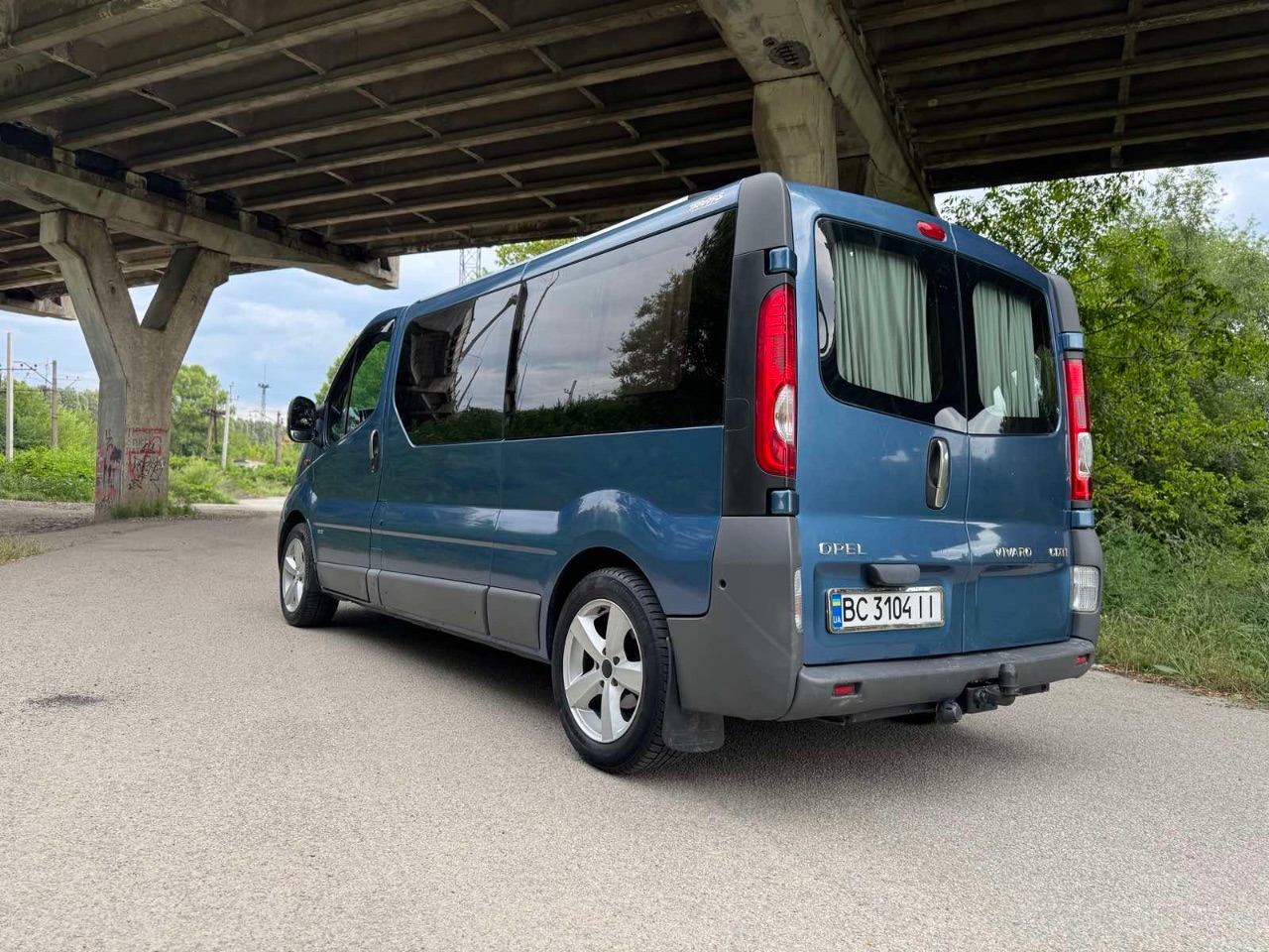 Opel Vivaro - фото 7