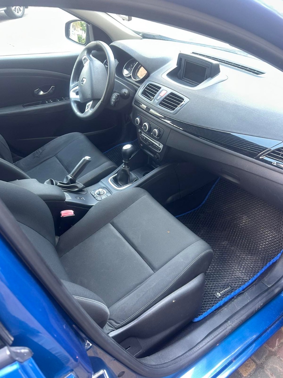 Renault Megane - фото 11