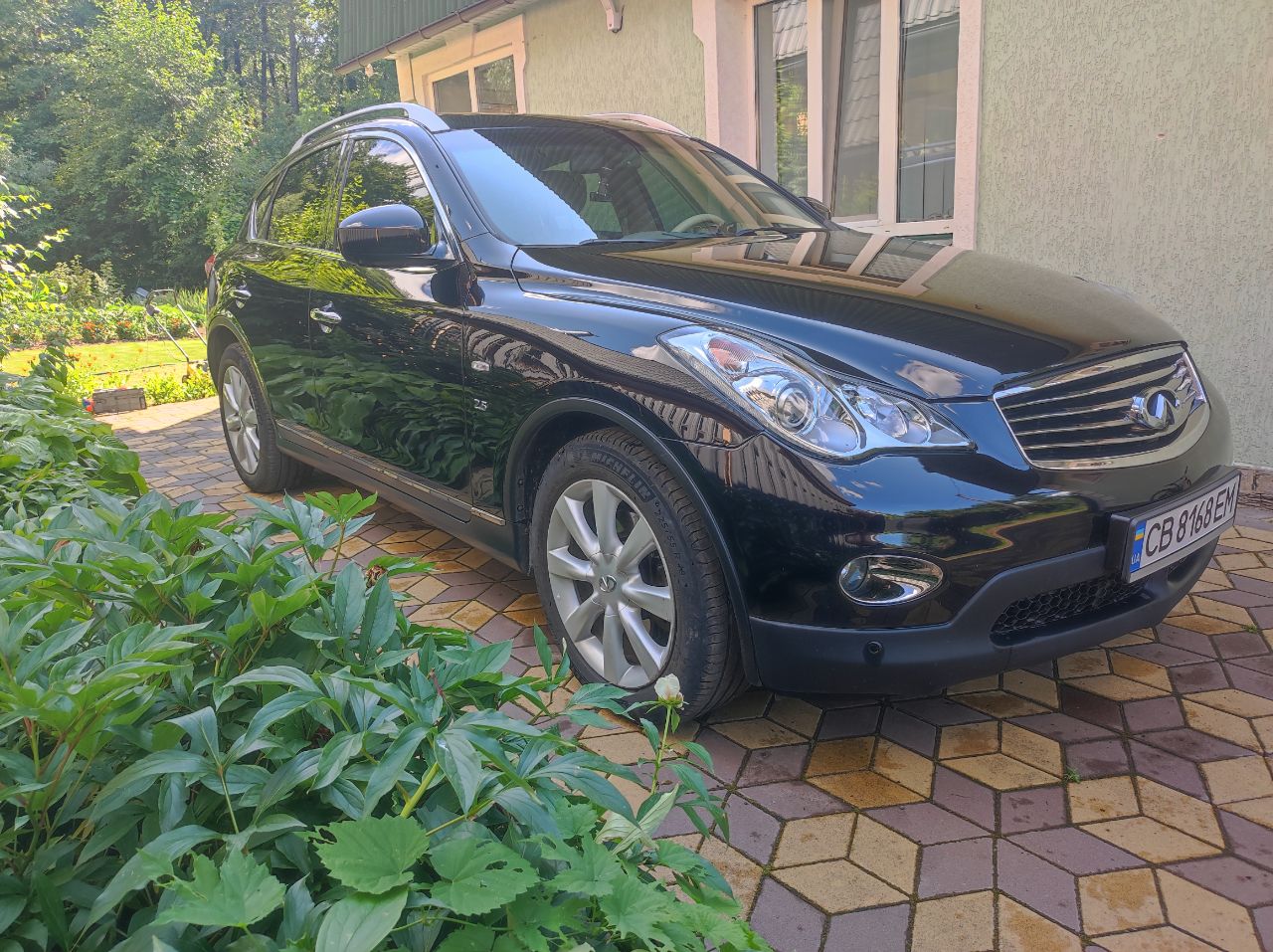 Infiniti QX50 - фото 2
