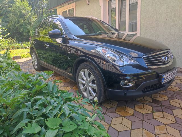 Infiniti QX50 - фото 2