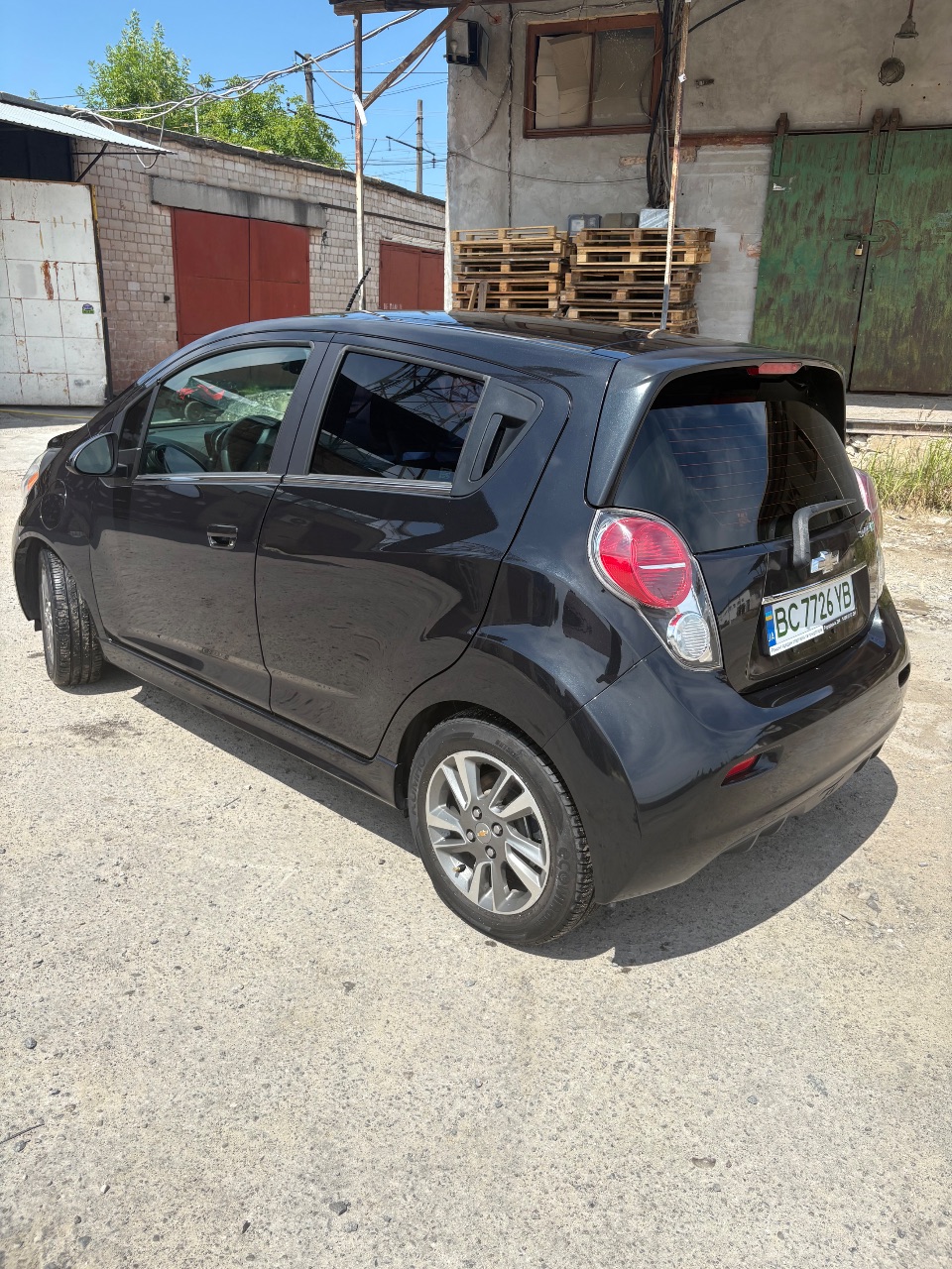 Chevrolet Spark - фото 3