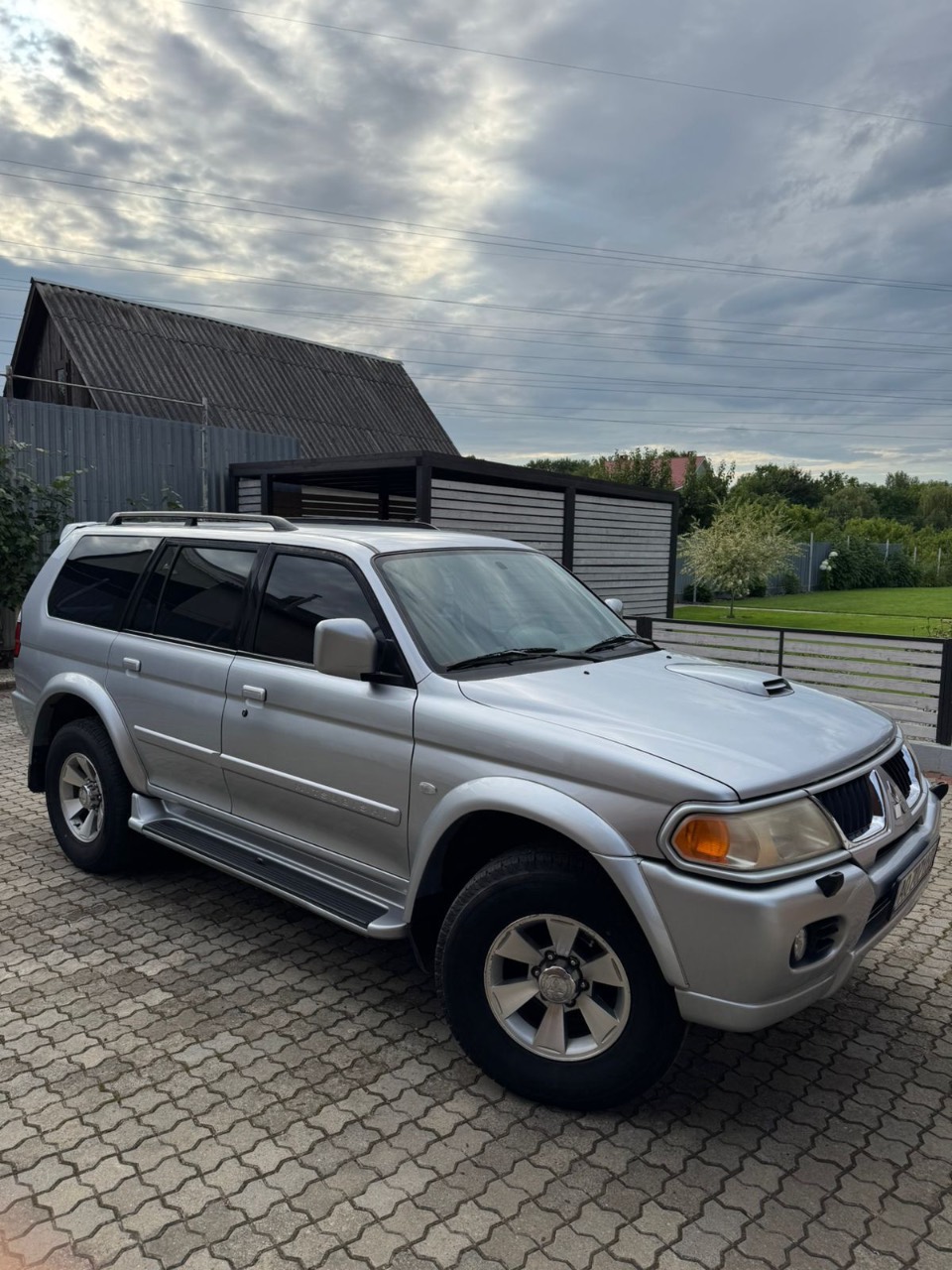 Mitsubishi Pajero Sport - фото 2