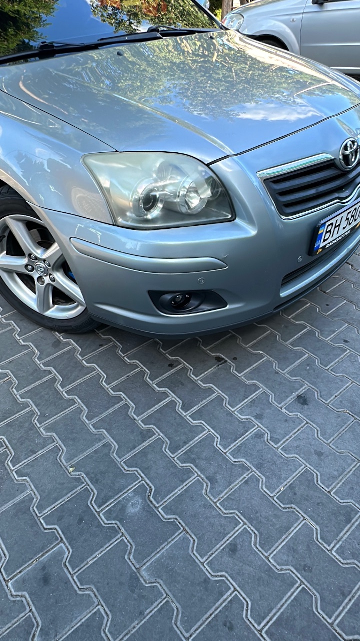 Toyota Avensis - фото 7