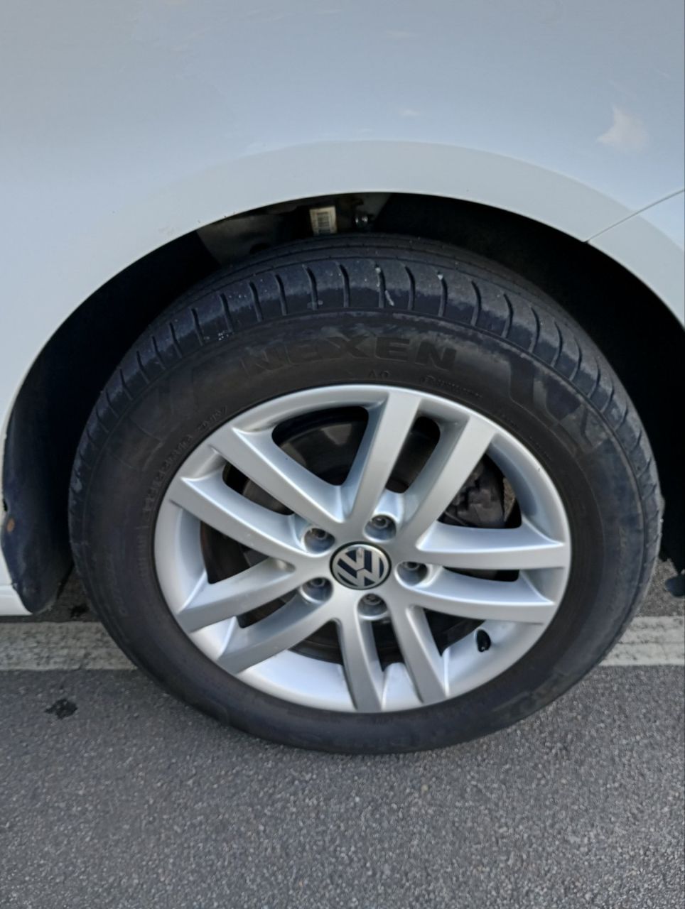 Volkswagen Touran - фото 14